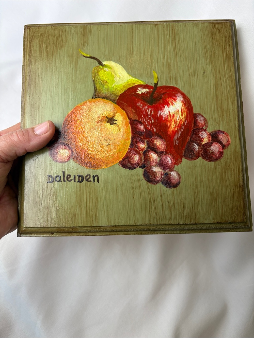 Vintage MCM Fruit Still Life Signed Wood Plaque Art 7.25" - Picture 3 of 11